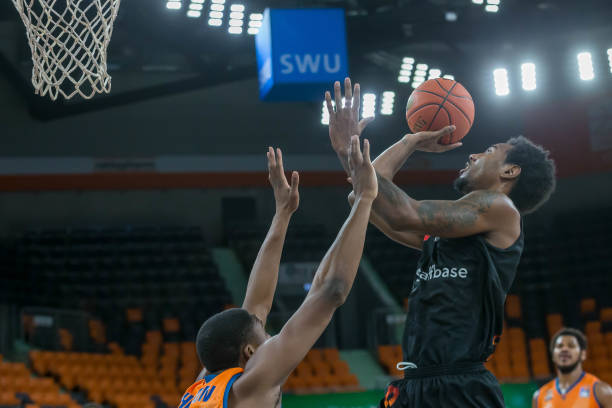 派出了多名 派出了多名